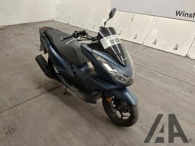 Image of 2018 HONDA NSS (FORZA) 125 ABS AD-K 125cc PETROL SCOOTER