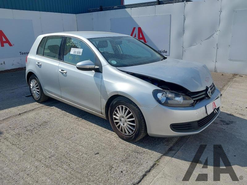 2012 VOLKSWAGEN GOLF S TDI 1598cc TURBO DIESEL MANUAL 5 Speed 5 DOOR HATCHBACK