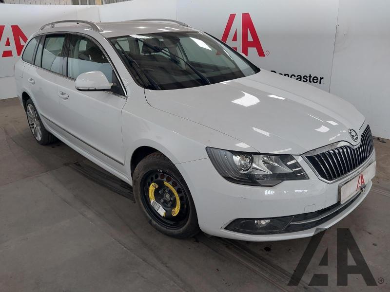 2014 SKODA SUPERB ELEGANCE TDI CR DSG 1968cc TURBO DIESEL SEMI AUTO 5 DOOR ESTATE