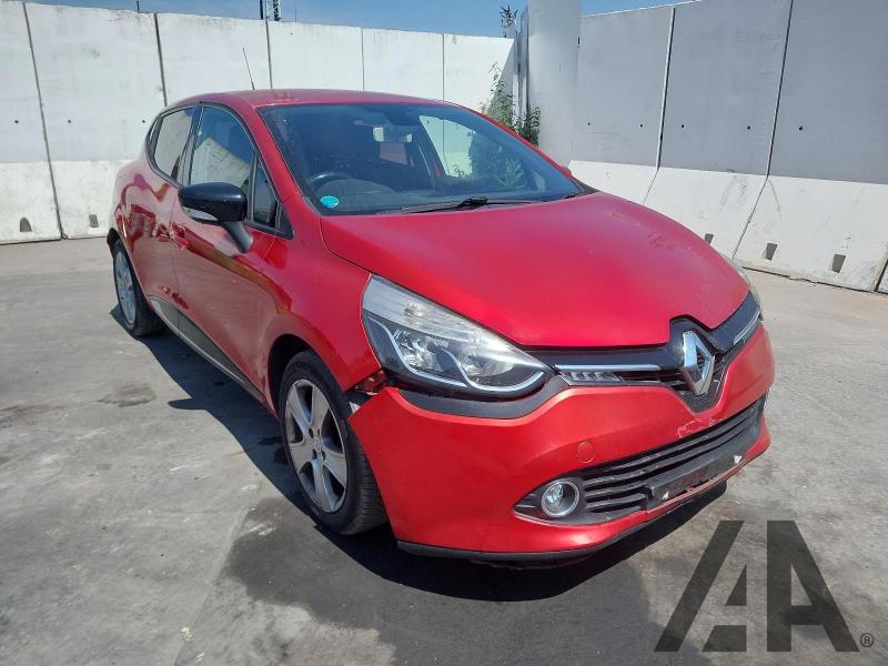 2016 RENAULT CLIO DYNAMIQUE NAV DCI 1461cc TURBO DIESEL MANUAL 5 Speed 5 DOOR HATCHBACK