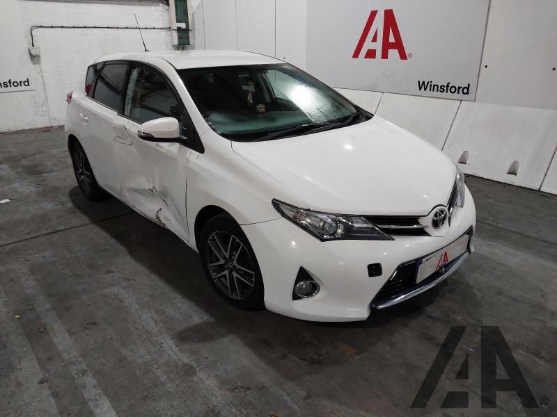2015 TOYOTA AURIS VALVEMATIC ICON PLUS 1598cc PETROL CVT 5 DOOR HATCHBACK