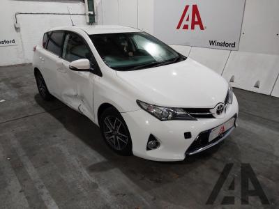 Image of 2015 TOYOTA AURIS VALVEMATIC ICON PLUS 1598cc PETROL CVT 5 DOOR HATCHBACK