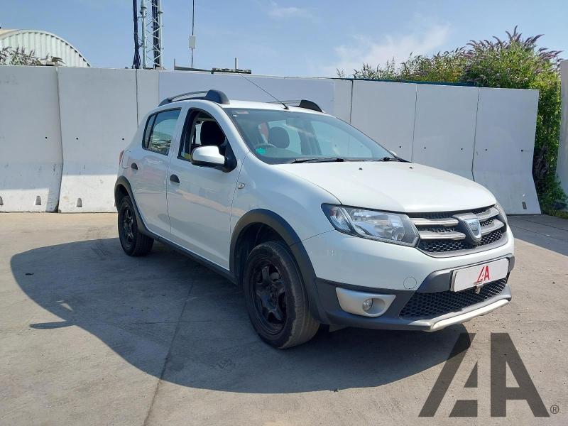 2015 DACIA SANDERO STEPWAY LAUREATE TCE 898cc TURBO PETROL MANUAL 5 Speed 5 DOOR HATCHBACK