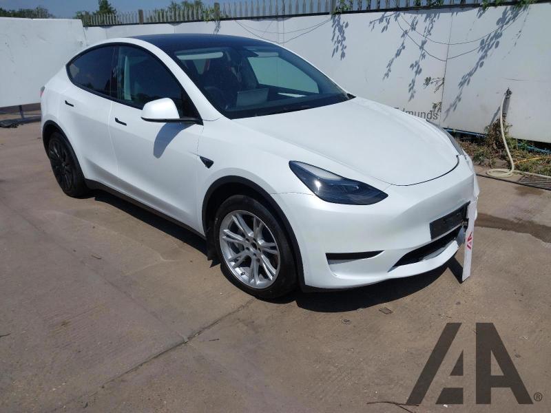 2023 TESLA MODEL Y BASE ELECTRIC DIRECT DRIVE 5 DOOR MPV