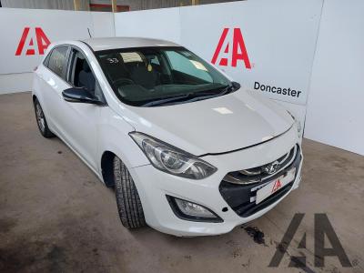 Image of 2014 HYUNDAI I30 CRDI SE 1582cc TURBO DIESEL MANUAL 6 Speed 5 DOOR HATCHBACK