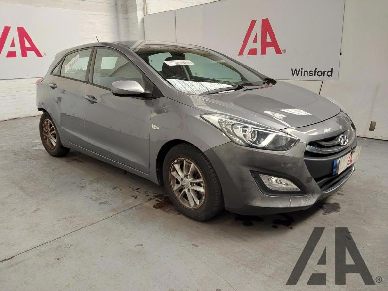 2013 HYUNDAI I30 ACTIVE BLUE DRIVE CRDI 1582cc TURBO DIESEL MANUAL 6 Speed 5 DOOR HATCHBACK