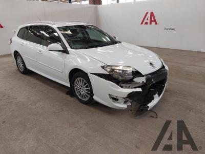2011 RENAULT LAGUNA DYNAMIQUE TOMTOM DCI FAP 1995cc TURBO DIESEL AUTOMATIC 6 Speed 5 DOOR ESTATE