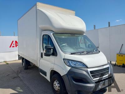 Image of 2020 PEUGEOT BOXER BLUEHDI CRC 335 L3 2179cc TURBO DIESEL MANUAL 4 DOOR CHASSIS CAB
