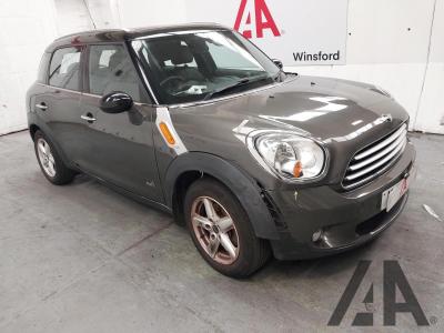 Image of 2012 MINI COUNTRYMAN COOPER D4 1995cc TURBO DIESEL AUTOMATIC 6 Speed 5 DOOR HATCHBACK