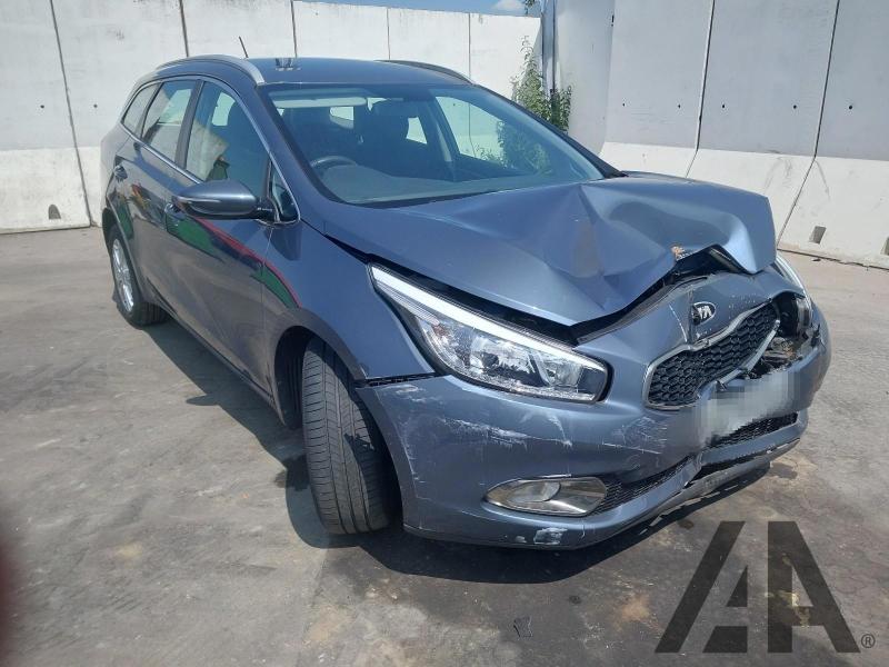2014 KIA CEED CRDI 2 1582cc TURBO DIESEL AUTOMATIC 6 Speed 5 DOOR ESTATE