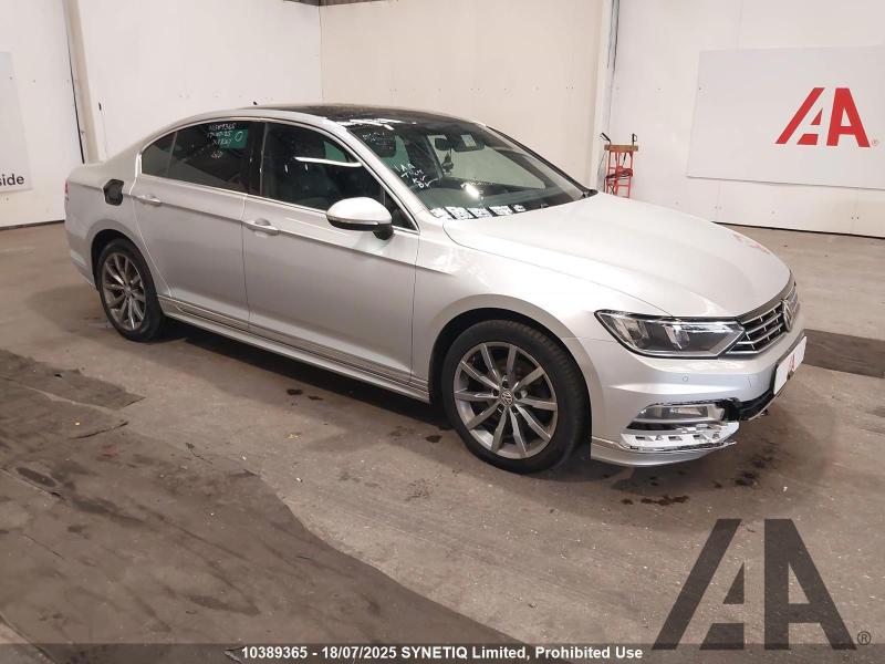 2017 VOLKSWAGEN PASSAT R LINE TDI BLUEMOTION TECHNOLO 1968cc TURBO DIESEL MANUAL 6 Speed 4 DOOR SALOON