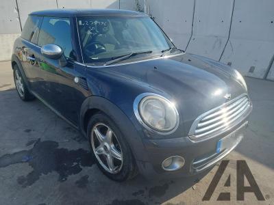 Image of 2009 MINI HATCH COOPER D 1560cc TURBO DIESEL MANUAL 6 Speed 3 DOOR HATCHBACK