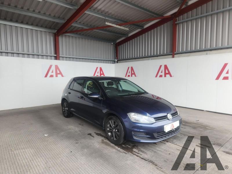 2013 VOLKSWAGEN GOLF S TDI BLUEMOTION TECHNOLOGY 1598cc TURBO DIESEL MANUAL 5 Speed 5 DOOR HATCHBACK
