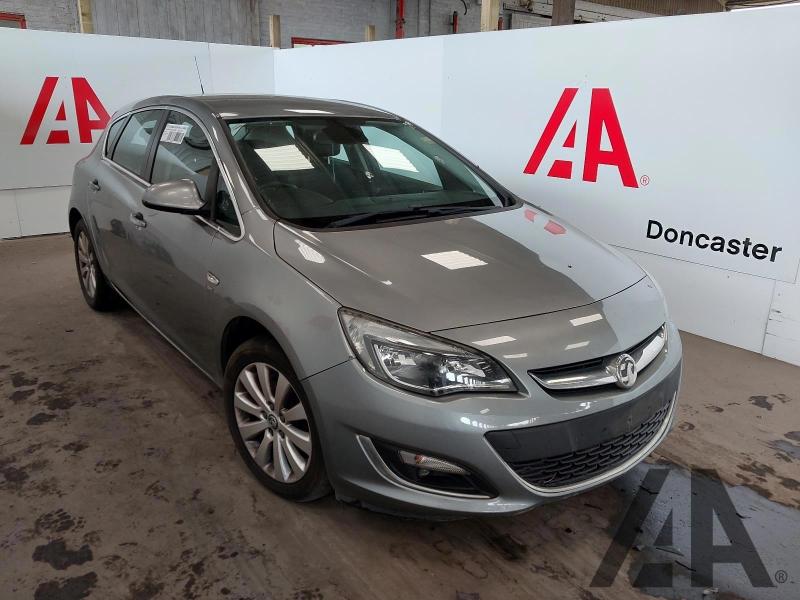 2012 VAUXHALL ASTRA SE CDTI S/S 1956cc TURBO DIESEL MANUAL 6 Speed 5 DOOR HATCHBACK