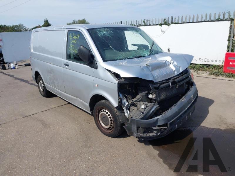 2013 VOLKSWAGEN TRANSPORTER T30 TDI 1968cc TURBO DIESEL MANUAL 5 Speed PANEL VAN