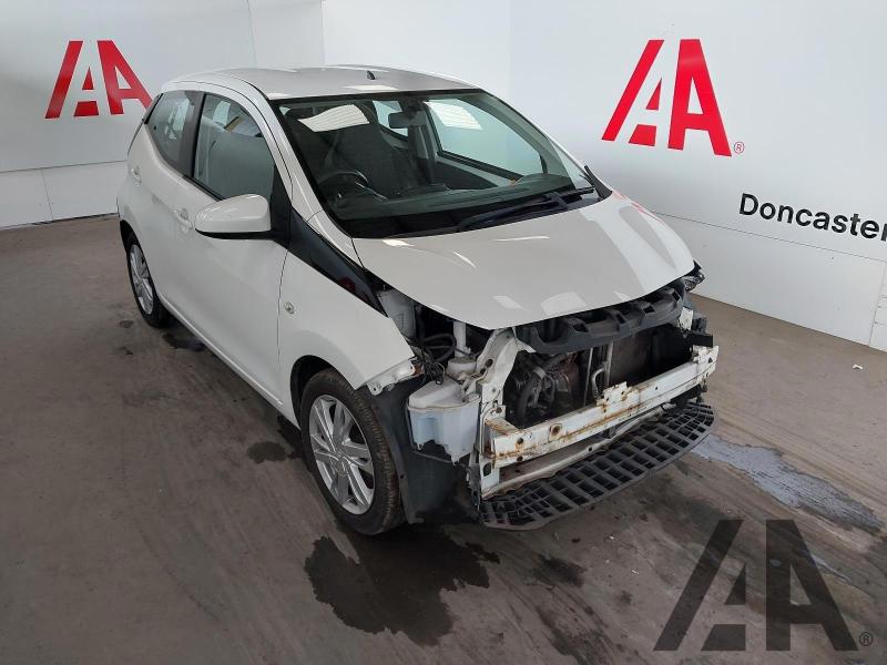 2015 TOYOTA AYGO VVT-I X-PRESSION 998cc PETROL MANUAL 5 DOOR HATCHBACK