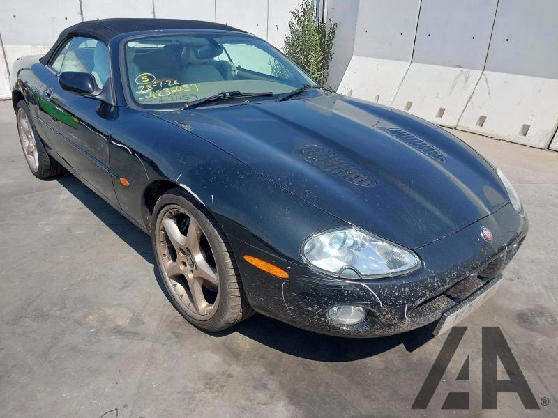 2001 JAGUAR XKR 3996cc SUPER PETROL AUTOMATIC 5 Speed 2 DOOR CONVERTIBLE
