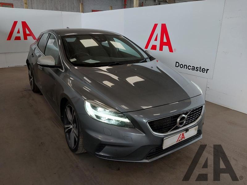 2018 VOLVO V40 D4 R-DESIGN PRO 1969cc TURBO DIESEL AUTOMATIC 8 Speed 5 DOOR HATCHBACK
