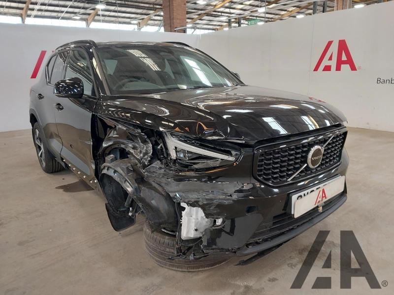 2025 VOLVO XC40 B4 PLUS 1969cc TURBO PETROL SEMI AUTO 5 DOOR ESTATE