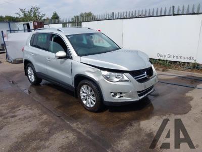 Image of 2009 VOLKSWAGEN TIGUAN SE TDI 4MOTION 1968cc TURBO DIESEL MANUAL 6 Speed 5 DOOR ESTATE