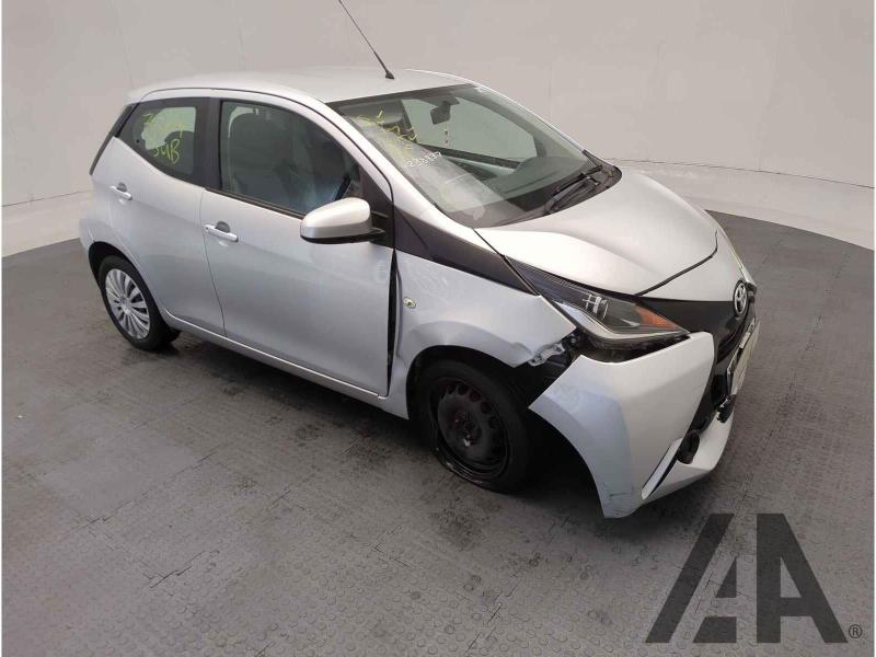 2015 TOYOTA AYGO VVT-I X-PLAY 998cc PETROL MANUAL 5 DOOR HATCHBACK