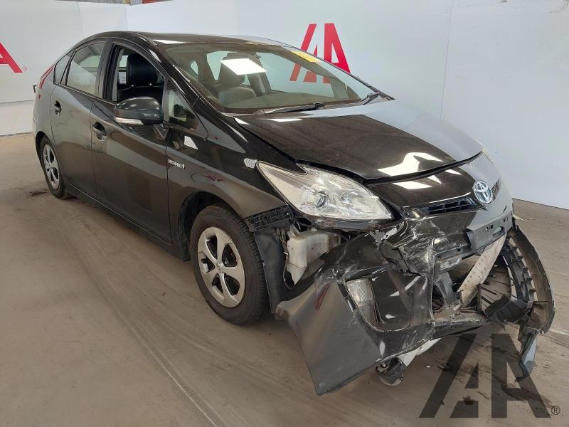 2014 TOYOTA PRIUS T3 VVT-I 1797cc PETROL/ELECTRIC CVT 5 DOOR HATCHBACK