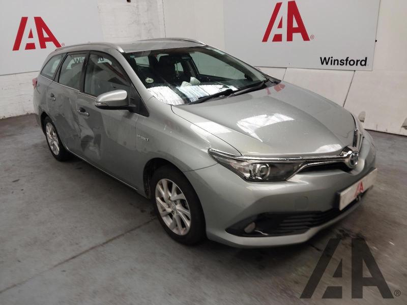 2017 TOYOTA AURIS VVTI BUSINESS EDITION TOURING 1798cc PETROL/ELECTRIC CVT 5 DOOR ESTATE