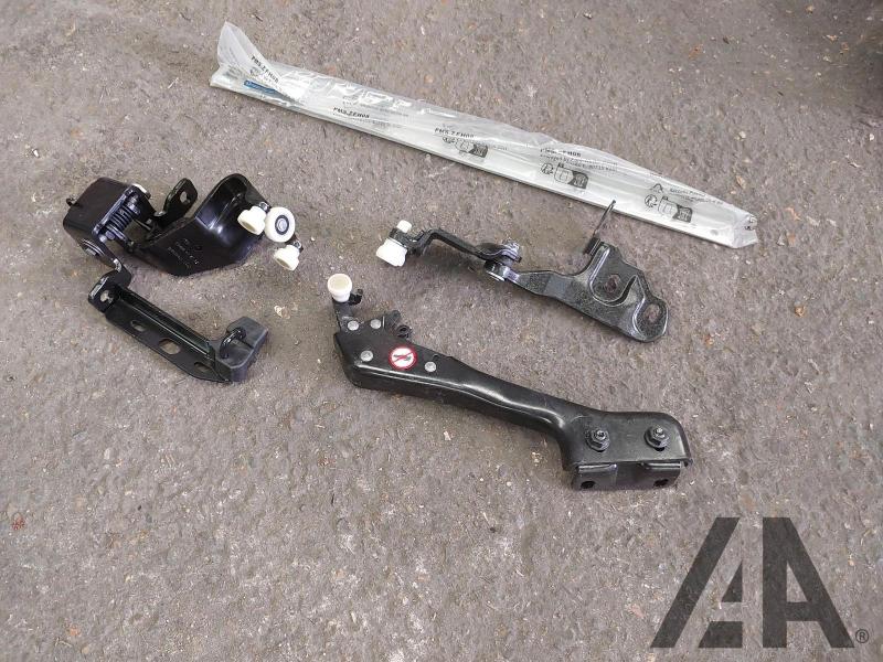 FORD PANEL VAN 300 LIMITED P/V ECOBLUE ASSORTMENT