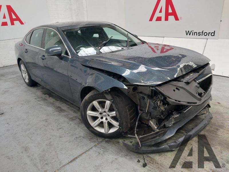 2017 VOLVO S90 D4 MOMENTUM 1969cc TURBO DIESEL AUTOMATIC 8 Speed 4 DOOR SALOON