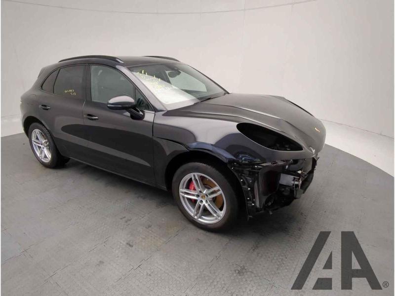 2017 PORSCHE MACAN TURBO PDK 3604cc TURBO PETROL SEMI AUTO 7 Speed 5 DOOR ESTATE