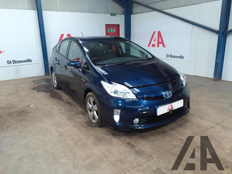 2013 TOYOTA PRIUS T4 VVT-I 1797cc PETROL/ELECTRIC CVT 5 DOOR HATCHBACK