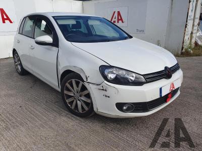 Image of 2012 VOLKSWAGEN GOLF GT TDI 1968cc TURBO DIESEL MANUAL 6 Speed 5 DOOR HATCHBACK
