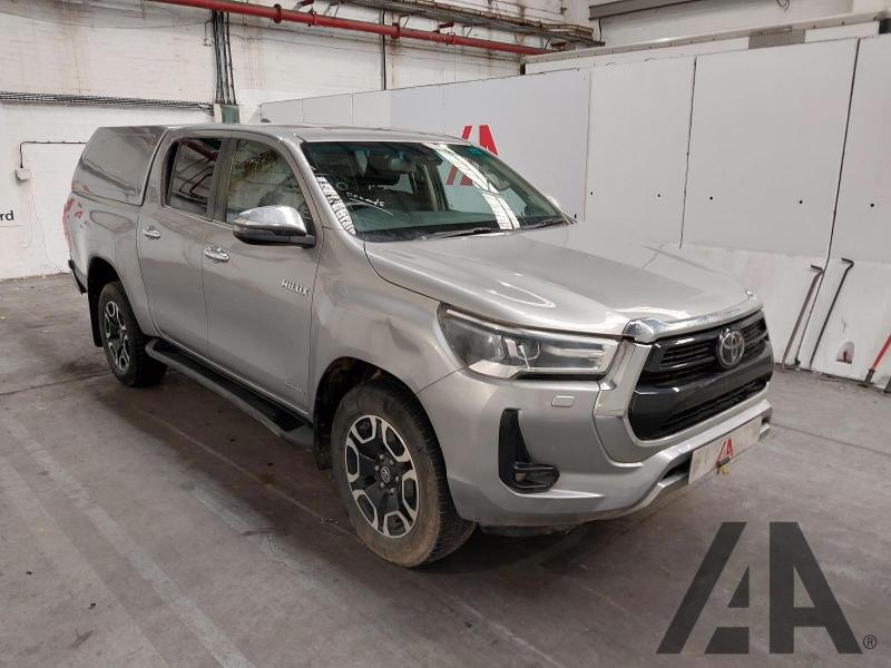2022 TOYOTA HI-LUX INVINCIBLE 4WD D-4D DCB 2393cc TURBO DIESEL MANUAL PICK UP
