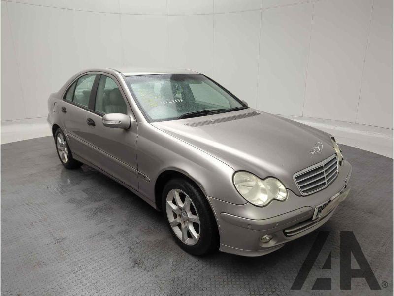 2004 MERCEDES C-CLASS C180 KOMPRESSOR CLASSIC SE 1796cc SUPER PETROL AUTOMATIC 4 DOOR SALOON