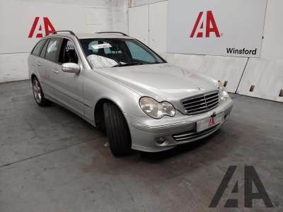 Image of 2005 MERCEDES C-CLASS C220 CDI AVANTGARDE SE 2148cc TURBO DIESEL AUTOMATIC 5 DOOR ESTATE