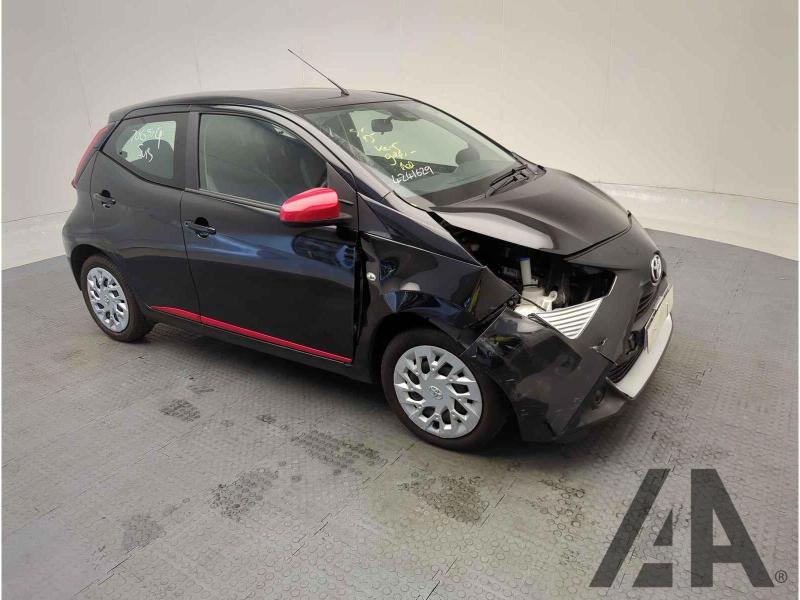 2020 TOYOTA AYGO VVT-I X-PLAY X-SHIFT TSS 998cc PETROL SEMI AUTO 5 DOOR HATCHBACK