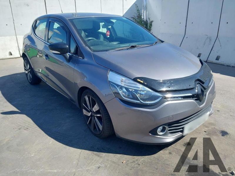 2015 RENAULT CLIO DYNAMIQUE S NAV DCI 1461cc TURBO DIESEL SEMI AUTO 6 Speed 5 DOOR HATCHBACK