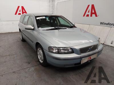 Image of 2001 VOLVO V70 TORSLANDA 2435cc PETROL MANUAL 5 Speed 5 DOOR ESTATE