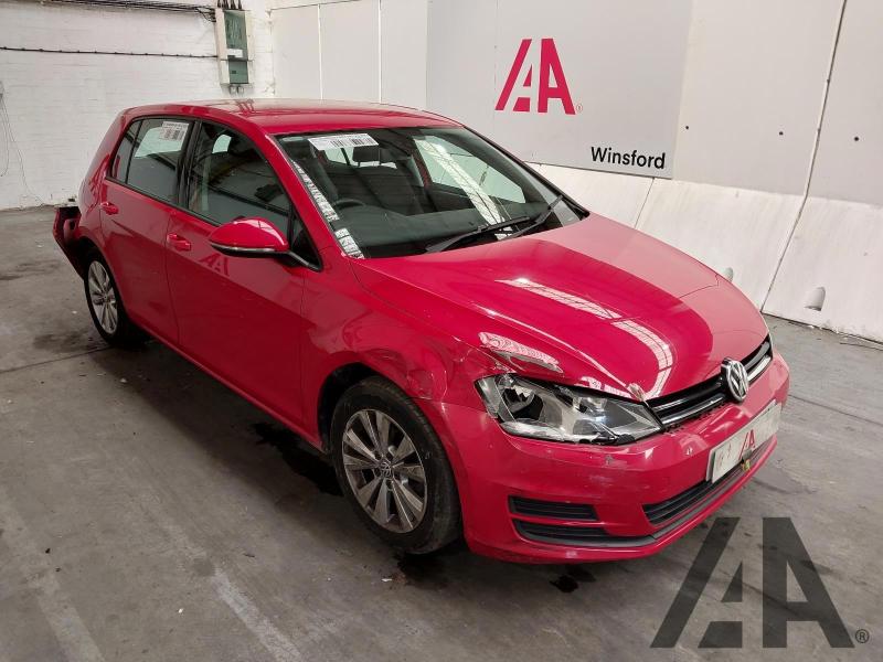 2013 VOLKSWAGEN GOLF SE TDI BLUEMOTION TECHNOLOGY D 1968cc TURBO DIESEL SEMI AUTO 6 Speed 5 DOOR HATCHBACK