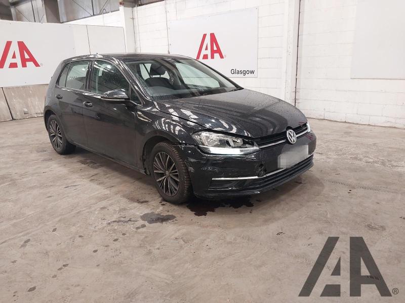 2017 VOLKSWAGEN GOLF SE TSI BLUEMOTION TECHNOLOGY 999cc TURBO PETROL MANUAL 6 Speed 5 DOOR HATCHBACK