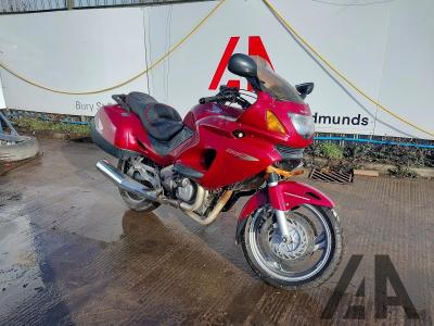 Image of 2002 HONDA NT (DEAUVILLE) 650 V-2 647cc PETROL TOURER