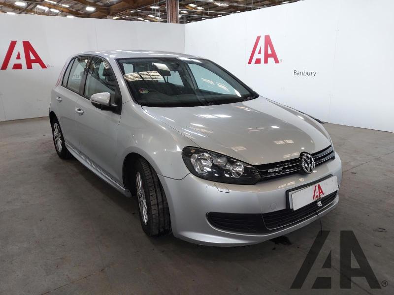 2011 VOLKSWAGEN GOLF S TDI BLUEMOTION 1598cc TURBO DIESEL MANUAL 5 Speed 5 DOOR HATCHBACK
