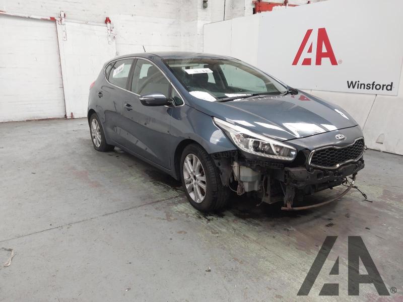 2014 KIA CEED 2 ECODYNAMICS CRDI 1582cc TURBO DIESEL MANUAL 6 Speed 5 DOOR HATCHBACK