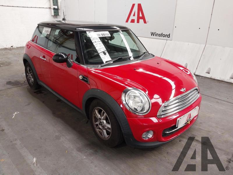 2011 MINI HATCH COOPER D 1598cc TURBO DIESEL MANUAL 6 Speed 3 DOOR HATCHBACK
