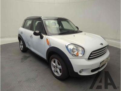 Image of 2013 MINI COUNTRYMAN COOPER 1598cc PETROL AUTOMATIC 6 Speed 5 DOOR HATCHBACK