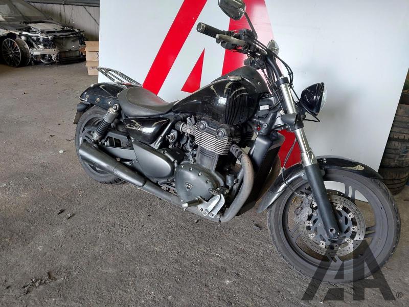 2011 TRIUMPH THUNDERBIRD 1700 STORM 1699cc PETROL MOTORCYCLE