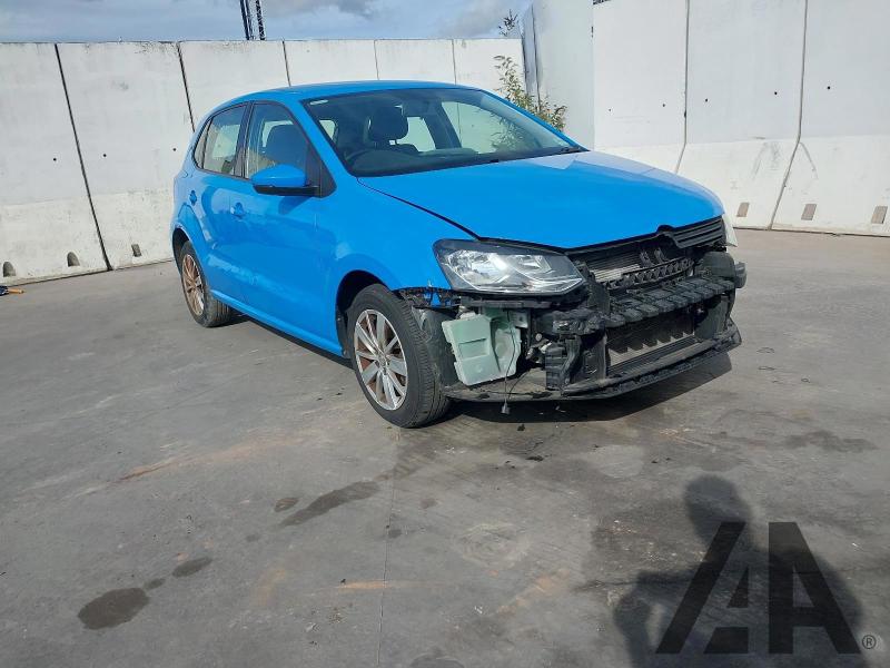 2014 VOLKSWAGEN POLO SE TSI DSG 1197cc TURBO PETROL SEMI AUTO 7 Speed 5 DOOR HATCHBACK
