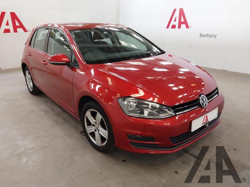 2015 VOLKSWAGEN GOLF MATCH TDI BLUEMOTION TECHNOLOG 1598cc TURBO DIESEL SEMI AUTO 7 Speed 5 DOOR HATCHBACK