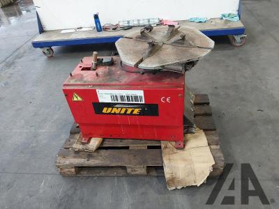 Image of UNITE U-226 TYRE CHANGING MACHINE