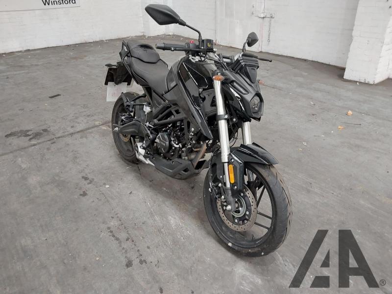 2025 Voge R 125cc PETROL MANUAL MOTORCYCLE